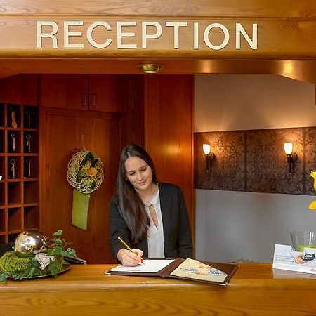 Hotel Am Brenner Tauberbischofsheim Exterior photo